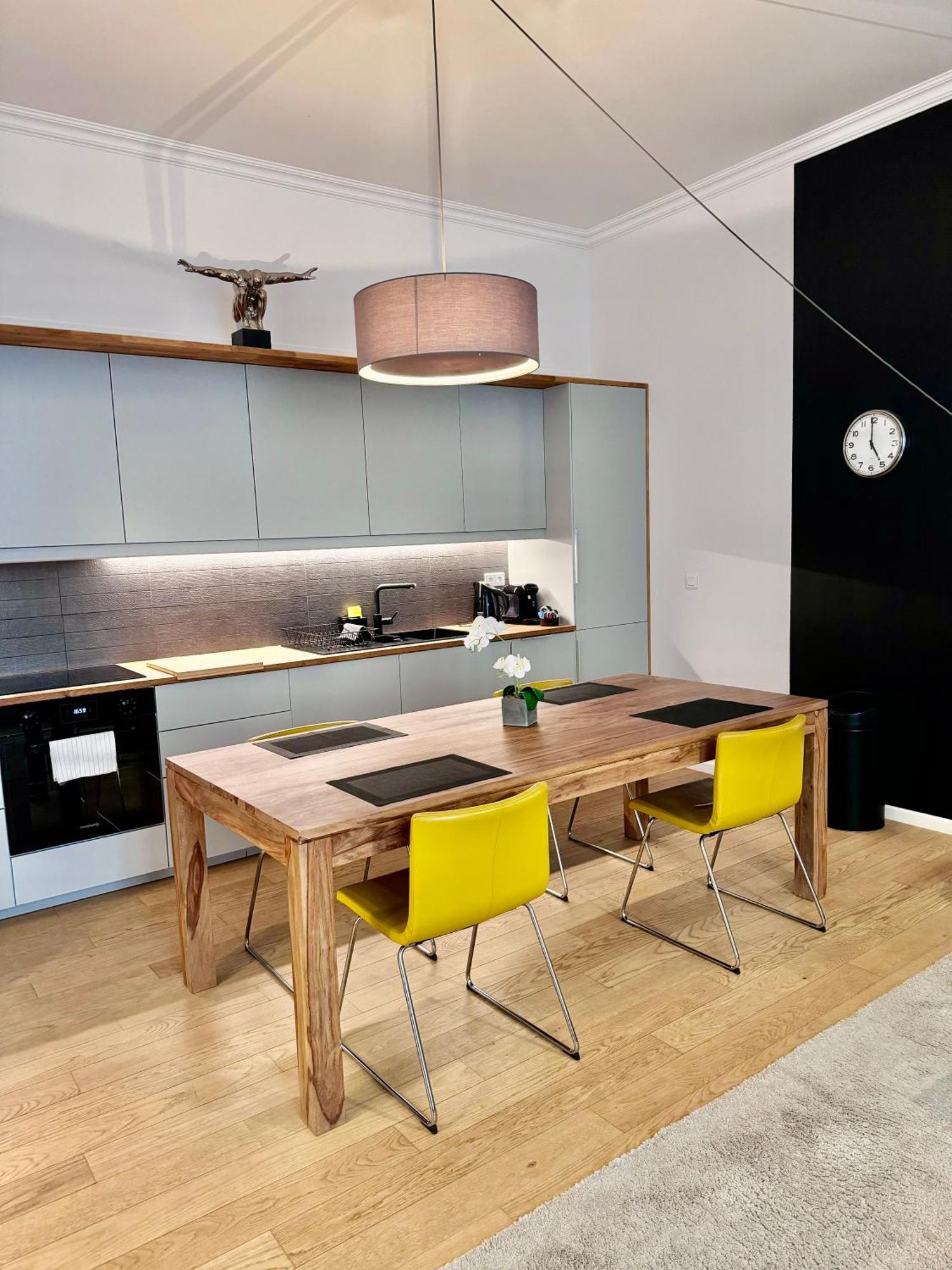 Vieil Antibes Apartment With Ac 320M From Beach Eksteriør billede